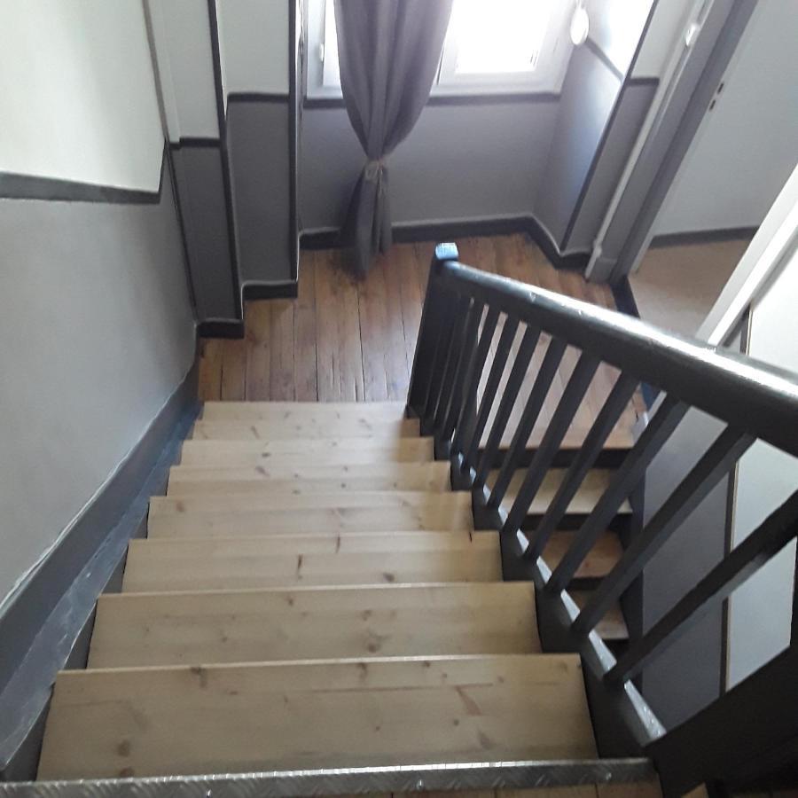 Maison De Ville Avec Garage Et Terrasse 卢德 外观 照片